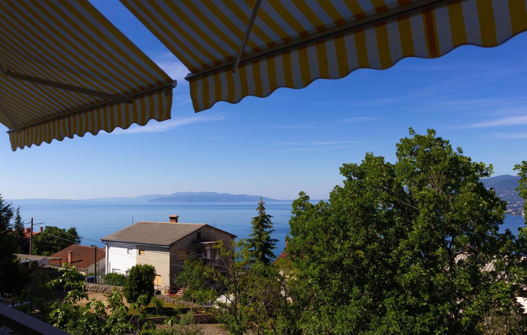 דירות קסטב Sea View Retreat With 170Mbps Wifi And Sunny Balcony מראה חיצוני תמונה