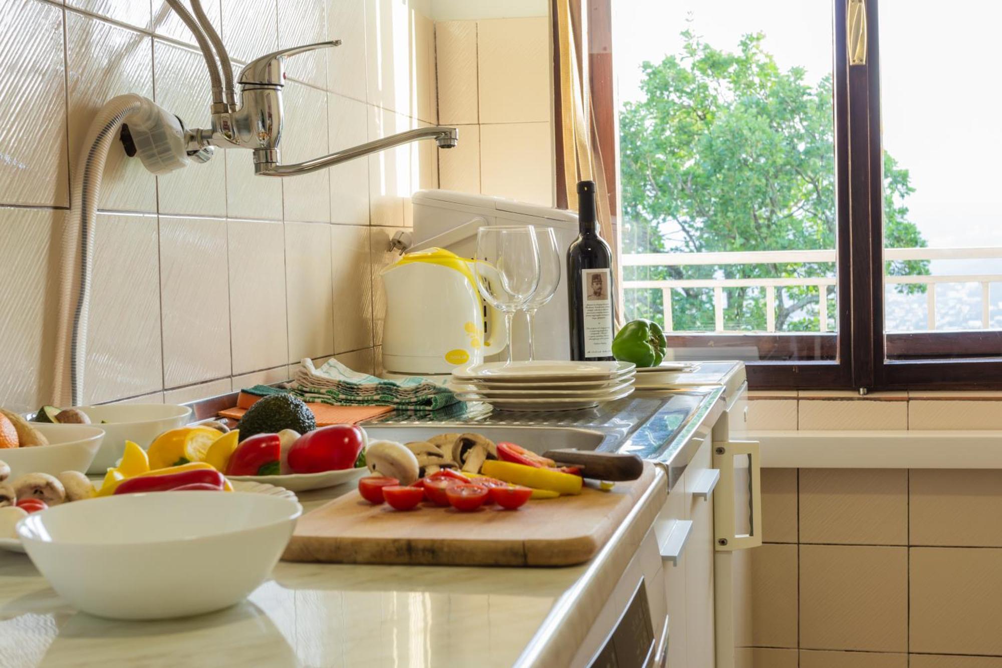 דירות קסטב Sea View Retreat With 170Mbps Wifi And Sunny Balcony מראה חיצוני תמונה