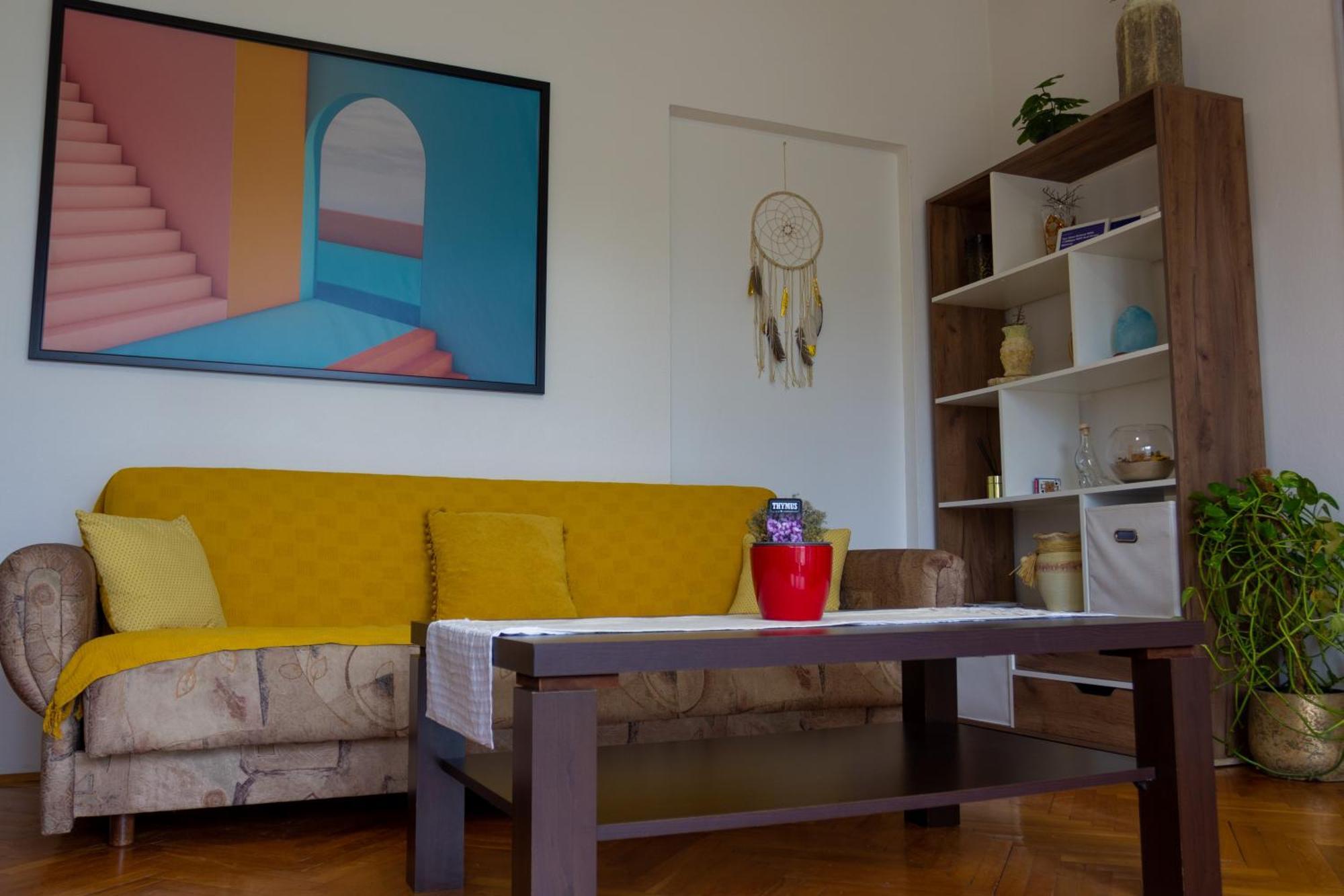 דירות קסטב Sea View Retreat With 170Mbps Wifi And Sunny Balcony מראה חיצוני תמונה