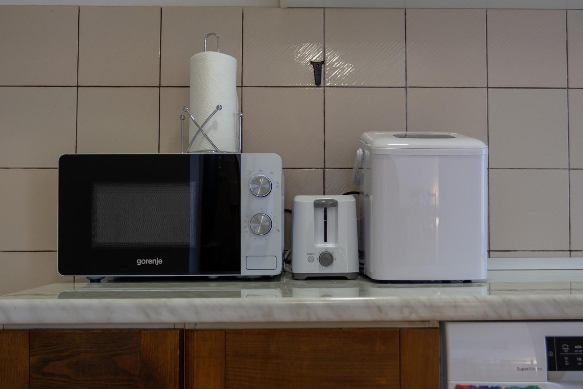 דירות קסטב Sea View Retreat With 170Mbps Wifi And Sunny Balcony מראה חיצוני תמונה